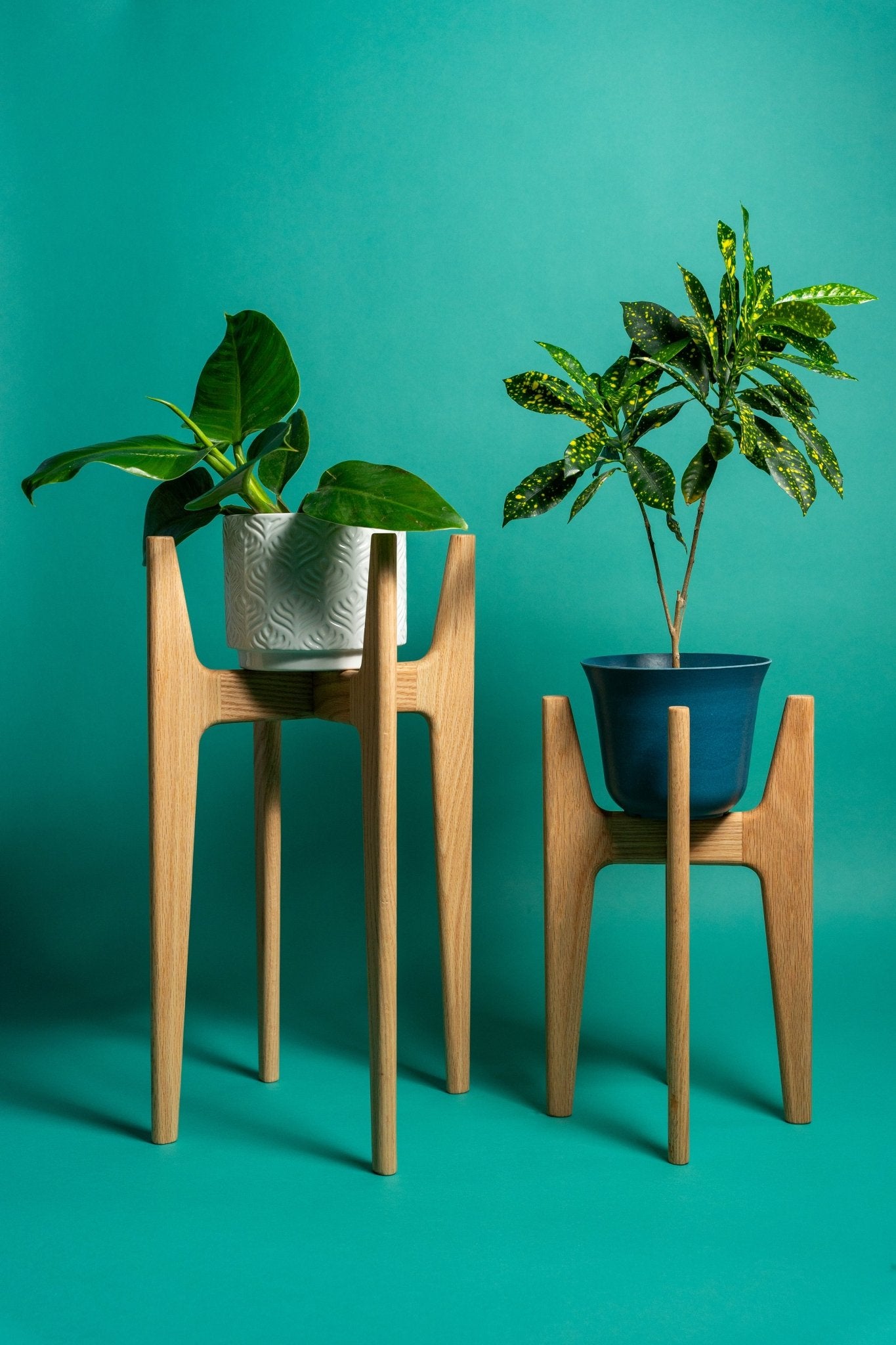 Mid Century Modern Plant Stand - Red Oak